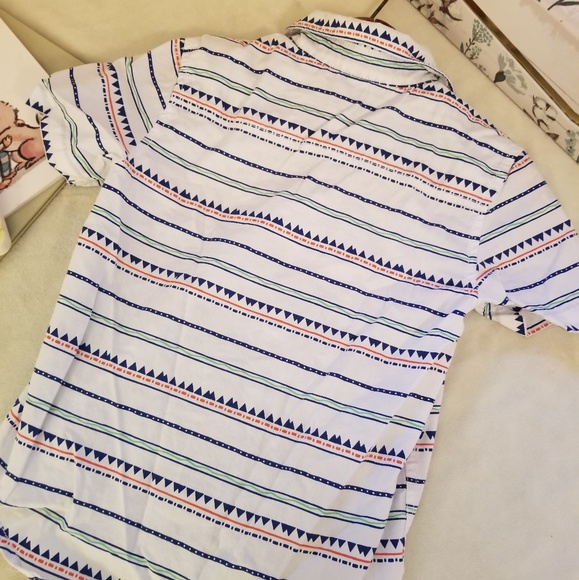 🎈Gymboree Button-Up🎈 - Picture 2 of 3